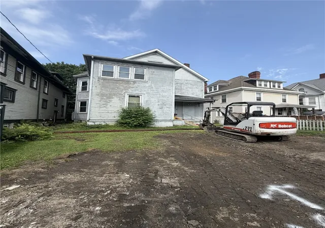 2nd image of 328 5th Avenue, New Kensington, PA 15068 | MLS# 1762801
