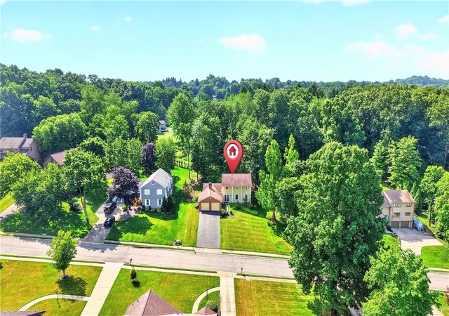 Homes for sale in Franklin Park, PA | 1593 Oakleaf Ln, Franklin Park, PA 15237 | MLS# 1762835