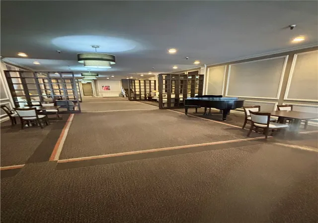 2nd image of Chatham Tower, Pittsburgh, PA 15219
