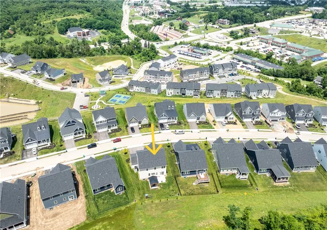 Homes for sale in South Strabane, PA | 337 Red Bud Ln, South Strabane, PA 15301 | MLS# 1762791