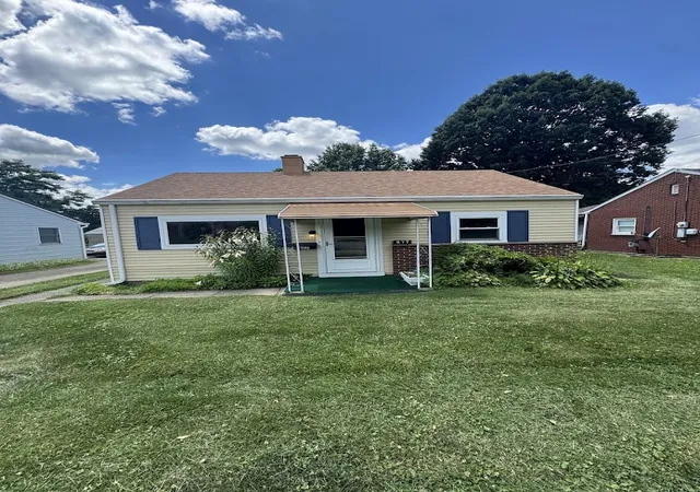 1st image of 877 Riverview Ave, Baden, PA 15005 | MLS# 1762816
