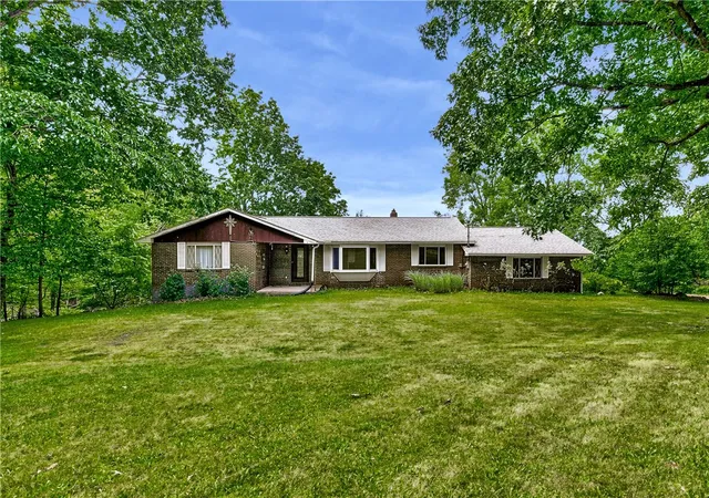 1st image of 2194 Spangler Road, Hermitage, PA 16148 | MLS# 1762494