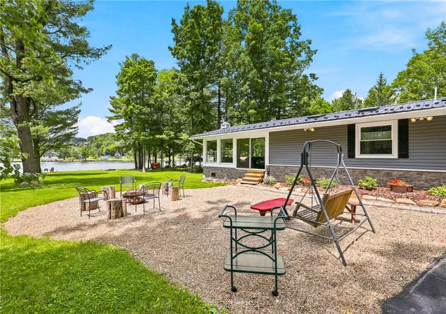 Homes for sale in Lake Stonycreek, PA | 255 Hickory Road, Lake Stonycreek, PA 15541 | MLS# 1762822