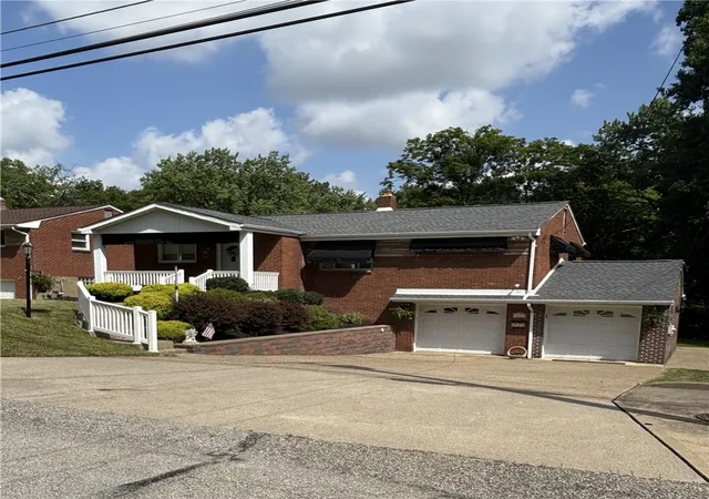 37th image of 422 Woodrift Ln, Pittsburgh, PA 15236 | MLS# 1762817
