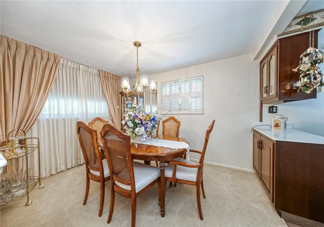 4th image of 422 Woodrift Ln, Pittsburgh, PA 15236 | MLS# 1762817