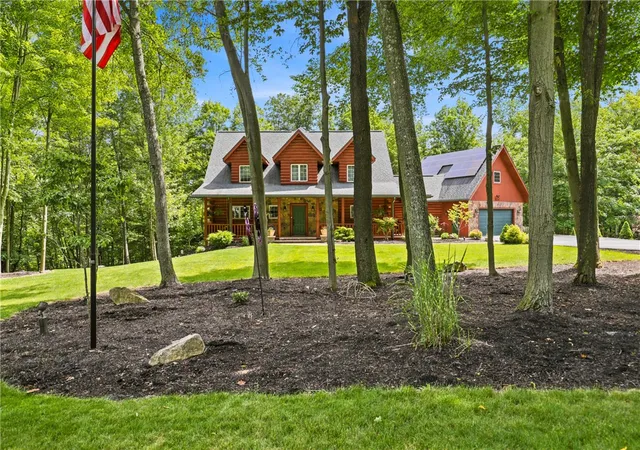 Homes for sale in Indian Lake Boro, PA | 824 South Shore Trail, Indian Lake Boro, PA 15926 | MLS# 1762849