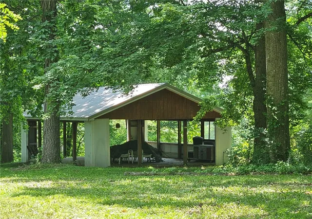 Photo 4 of Single family home for sale at 1906 Coffee Run, Pulaski Twp, PA 16143 | MLS# 1761266 | Listing updated on 2026-07-26