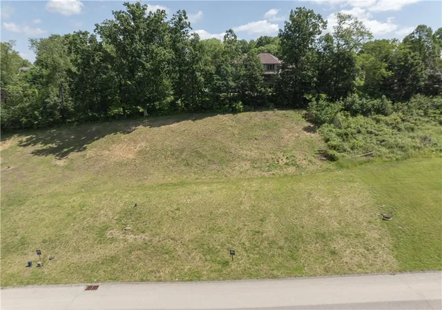 1st image of 108 (lot 103) Fair Acres Dr, Upper St Clair, PA 15241 | MLS# 1762941