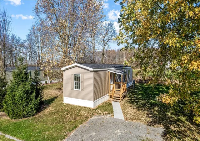 24th image of 69 S Summit #102, West Salem Twp, PA 16125 | MLS# 1762384