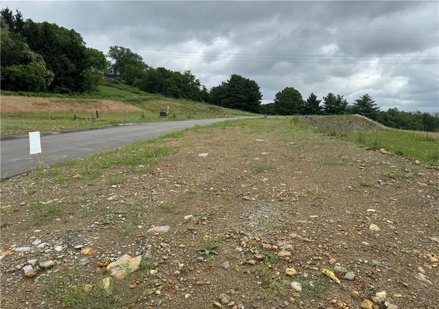 3rd image of Lot 105 Harrowgate Lane, Peters Twp, PA 15317 | MLS# 1762969