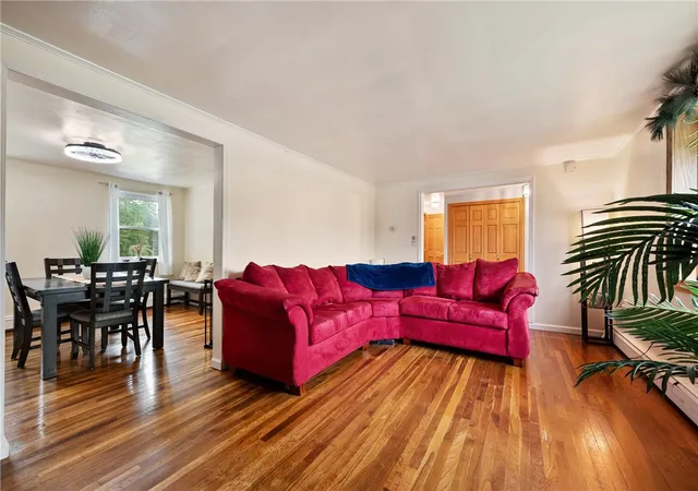 Photo 5 of Single family home for sale at 611 Pikeview Dr, Plum Boro, PA 15239 | MLS# 1762641 | Listing updated on 2026-07-24