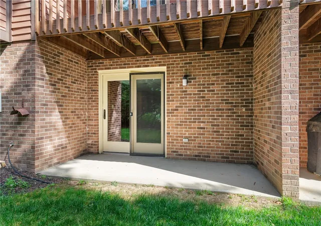 4th image of 1002 Forest Edge Ct, Mc Candless, PA 15090 | MLS# 1762998