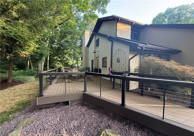 Photo 4 of Townhouse for sale at 122 May Dr, Jefferson Twp, PA 16056 | MLS# 1763023 | Listing updated on 2026-08-03