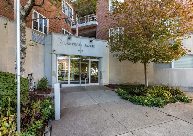 Homes for sale in Oakland, PA | 4625 Fifth Ave #206, Oakland, PA 15213 | MLS# 1762239