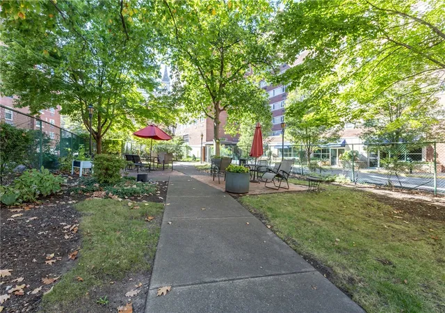 Homes for sale in Oakland, PA | 4625 Fifth Ave #206, Oakland, PA 15213 | MLS# 1762239