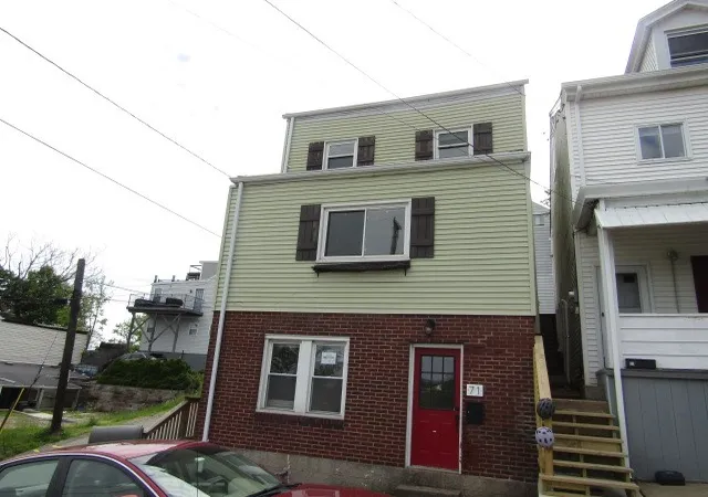 Photo 1 of Single family home for sale at 71 Barry St, South Side, PA 15203 | MLS# 1763036 | Listing updated on 2026-09-29