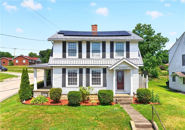1st image of 781 Elk Ave, Rochester Twp, PA 15074 | MLS# 1762478