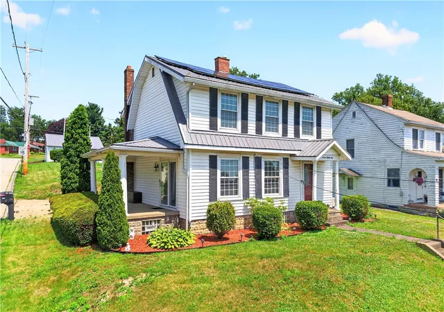 4th image of 781 Elk Ave, Rochester Twp, PA 15074 | MLS# 1762478