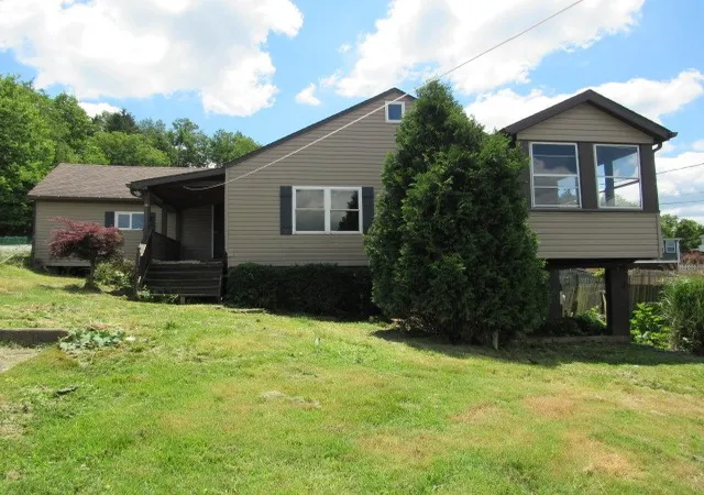 Homes for sale in Belle Vernon, PA | 26 Mulberry Street, Belle Vernon, PA 15012 | MLS# 1763070