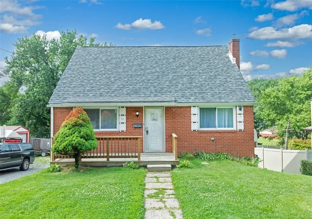 Photo 4 of Single family home for sale at 92 Stella Dr, Level Green, PA 15085 | MLS# 1762975 | Listing updated on 2026-08-04