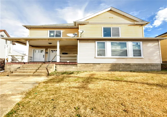 1st image of 450 Jefferson Ave, City Of Washington, PA 15301 | MLS# 1763078