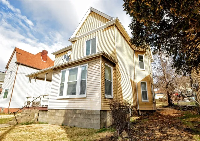 2nd image of 450 Jefferson Ave, City Of Washington, PA 15301 | MLS# 1763078