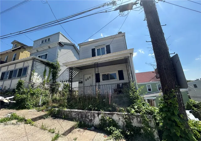 Photo 3 of Single family home for sale at 2118 Elsie St, Pittsburgh, PA 15210 | MLS# 1763079 | Listing updated on 2026-07-17