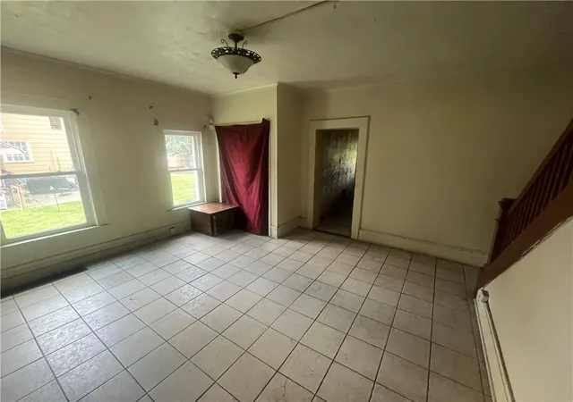 Homes for sale in New Castle, PA | 107 E Home St, New Castle, PA 16101 | MLS# 1763081