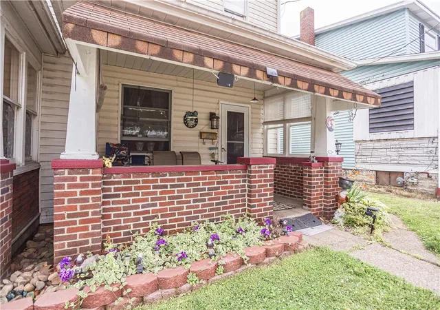 Photo 3 of Single family home for sale at 526 4th Avenue, Ford City Boro, PA 16226 | MLS# 1762937 | Listing updated on 2026-07-29