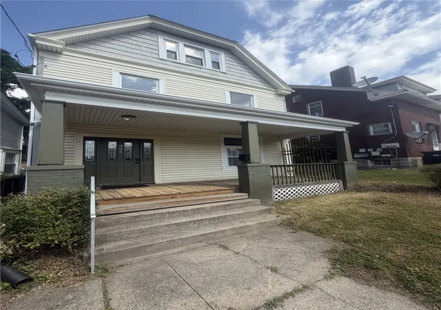 Homes for sale in Ross Twp, PA | 325 N Balph Ave, Ross Twp, PA 15202 | MLS# 1763111