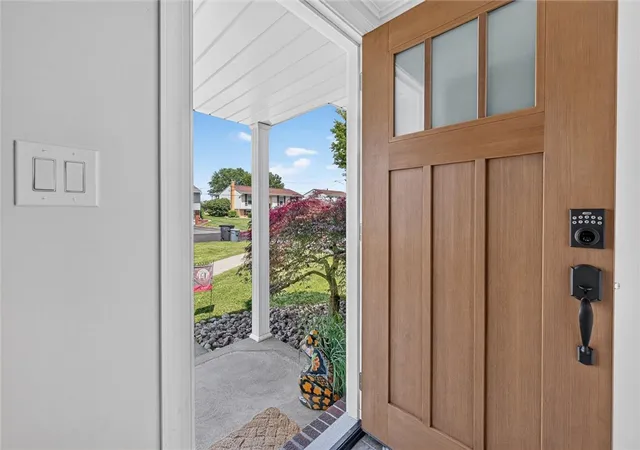 4th image of 34 Mohawk Dr, Greensburg, PA 15601 | MLS# 1763108