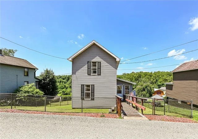 5th image of 8018 Hayward Street, Hempfield Twp, PA 15691 | MLS# 1762921