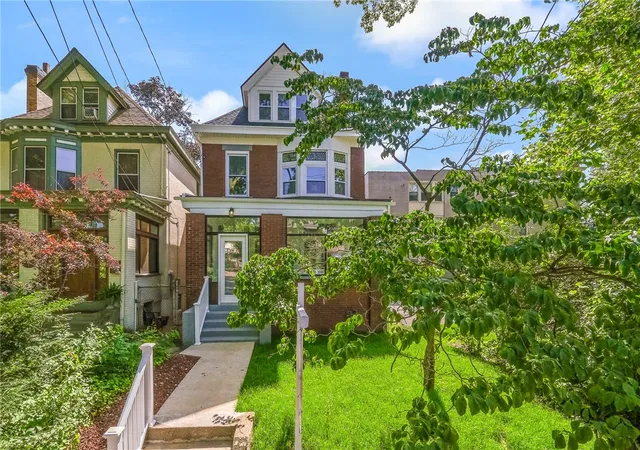 1st image of 1108 E End Ave, Pittsburgh, PA 15218 | MLS# 1763125