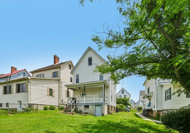 16th image of 1214 Poplar St, Greensburg, PA 15601 | MLS# 1763145