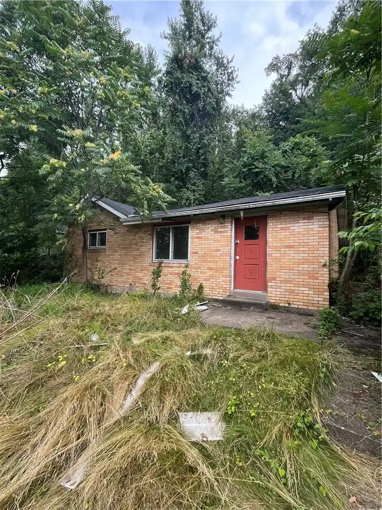 Photo 1 of Single family home for sale at 452 Hochberg Rd, Pittsburgh, PA 15235 | MLS# 1763146 | Listing updated on 2026-10-22