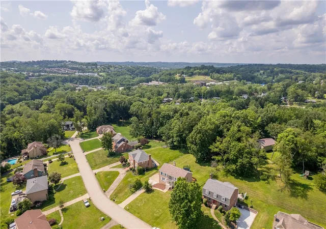 49th image of 110 Kathy Ann Ln, Peters Twp, PA 15317 | MLS# 1762808