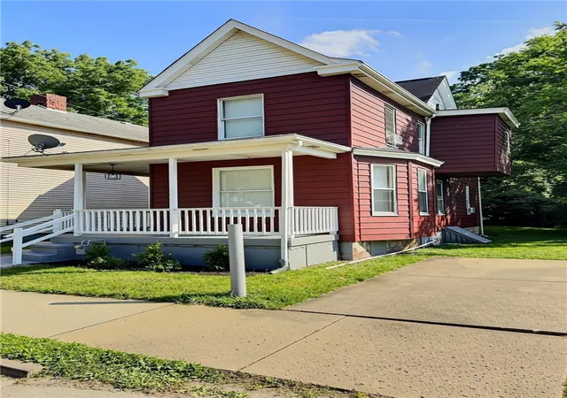 Homes for sale in City Of Washington, PA | 382 Houston St, City Of Washington, PA 15301 | MLS# 1763167