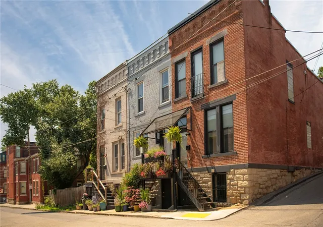 5th image of 402 Alpine Ave, Central North Side, PA 15212 | MLS# 1763018