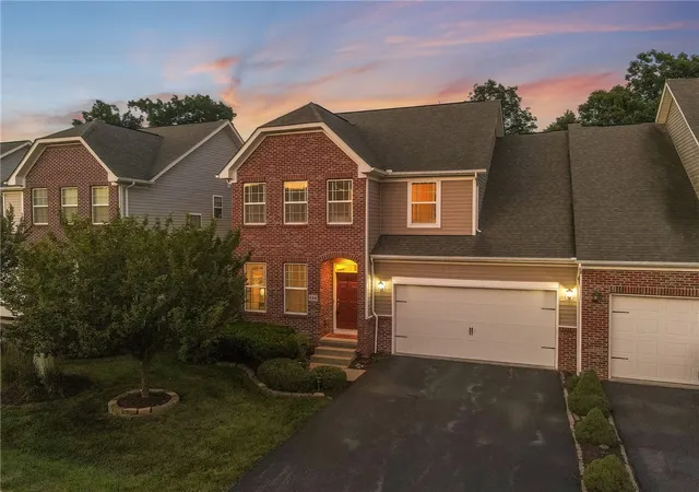 1st image of 114 Dorsch Dr, Cranberry Twp, PA 16066 | MLS# 1763082