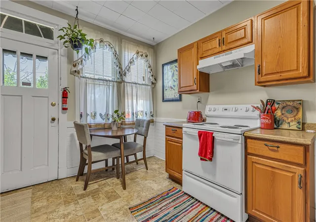 Homes for sale in Mc Kees Rocks, PA | 827 Frank St, Mc Kees Rocks, PA 15136 | MLS# 1763195