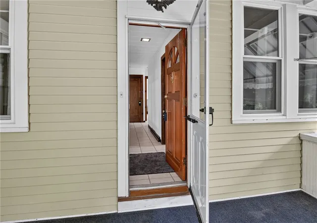 Photo 5 of Single family home for sale at 244 Hickory St, Mc Kees Rocks, PA 15136 | MLS# 1763162 | Listing updated on 2026-08-31