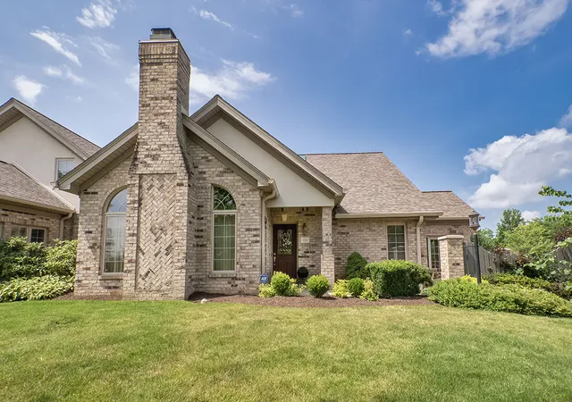 Homes for sale in Collier Twp, PA | 101 Cherry Hill Dr, Collier Twp, PA 15142 | MLS# 1763208