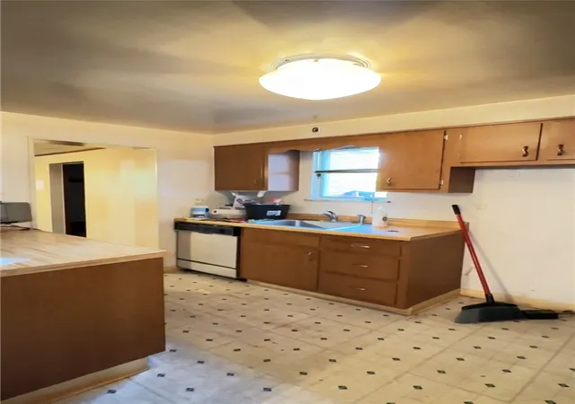 4th image of 4526 Camelia St, Pittsburgh, PA 15201 | MLS# 1763220
