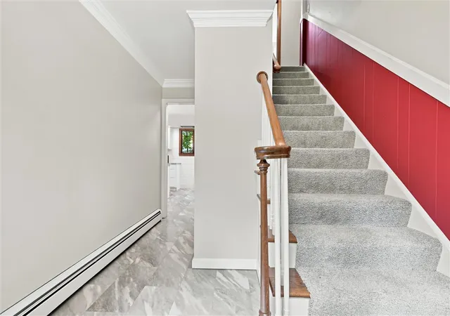 2nd image of 208 Lynwood Dr, Greenville, PA 16125 | MLS# 1763225