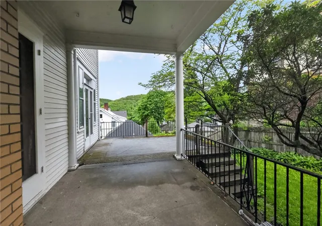 Homes for sale in Oil City, PA | 516 W 3Rd St, Oil City, PA 16301 | MLS# 1763233