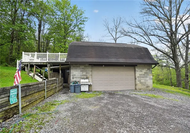 Photo 3 of Sale Pending at 158 Renfrew Rd, Penn Twp, PA 16053 | MLS# 1763236 | Listing updated on 2026-08-03