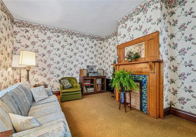 Homes for sale in New Castle, PA | 1612 Hanna St, New Castle, PA 16102 | MLS# 1763269