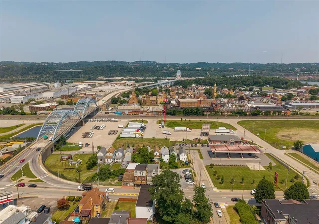 Homes for sale in Mc Kees Rocks, PA | 707 Harriet Street, Mc Kees Rocks, PA 15136 | MLS# 1763280