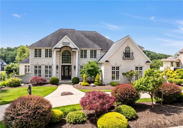 Photo 1 of Single family home for sale at 470 Four Lakes Dr, Adams Twp, PA 15044 | MLS# 1763309 | Listing updated on 2026-08-03