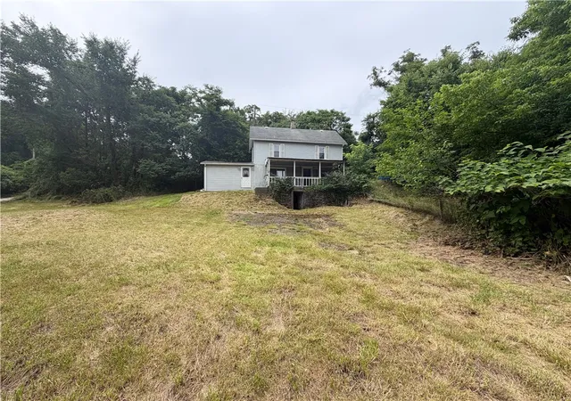 Homes for sale in Donora, PA | 1054 Marelda Ave, Donora, PA 15033 | MLS# 1763290